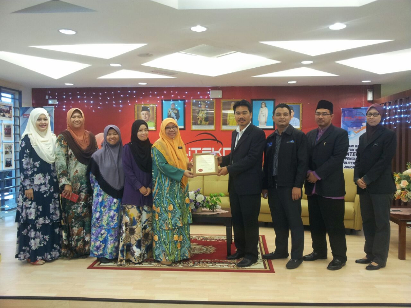 Majlis Penyerahan Sumbangan daripada MISC Logistics Sdn Bhd kepada pelajar PMJB